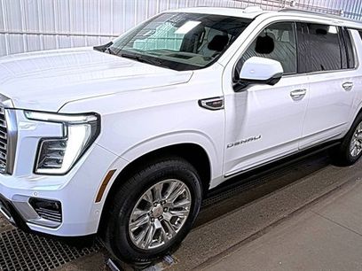 Used 2025 GMC Yukon XL Denali w/ Sun & Power Step Package