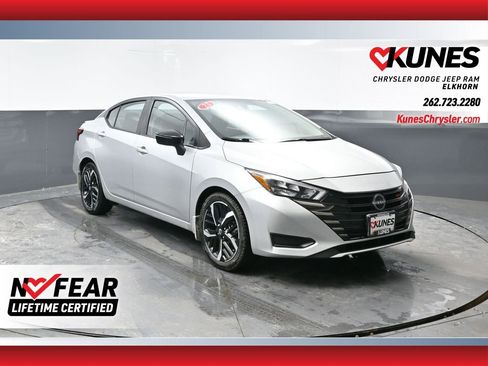 Used 2023 Nissan Versa SR w/ Trunk Package image 1