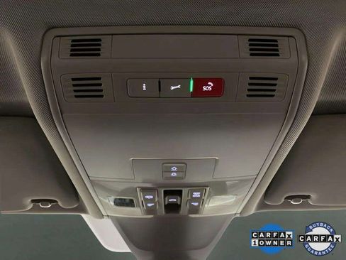 Used 2023 Volkswagen Tiguan SE w/ Panoramic Sunroof Package image 64