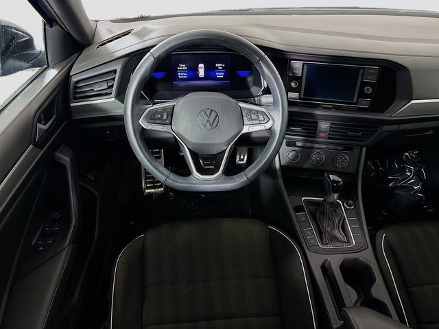Used 2024 Volkswagen Jetta Sport FWD image 25