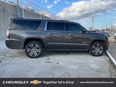 Used 2020 GMC Yukon XL Denali w/ Denali Ultimate Package image 6