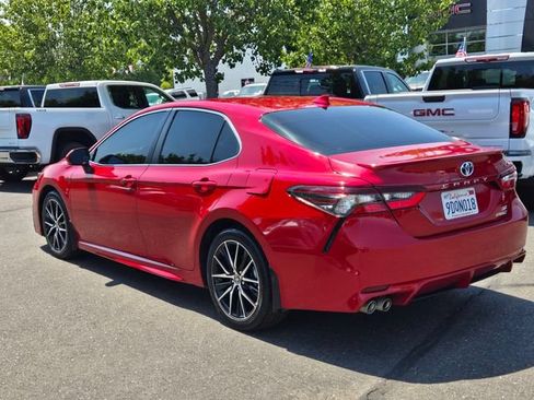 Used 2023 Toyota Camry SE FWD image 6