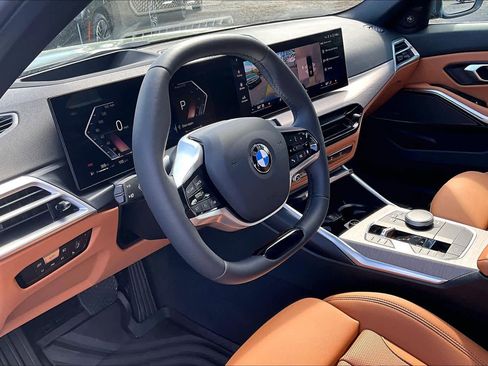 Certified 2025 BMW 330i xDrive Sedan w/ Premium Package image 18