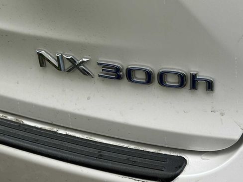 Used 2018 Lexus NX 300h AWD w/ Premium Package image 5