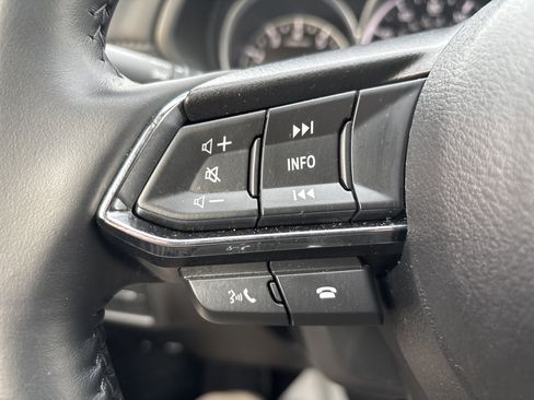 Used 2025 MAZDA CX-5 AWD 2.5 S w/ Preferred Package image 19