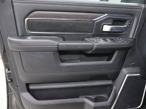 New 2026 RAM 3500 Laramie AWD/4WD image 8