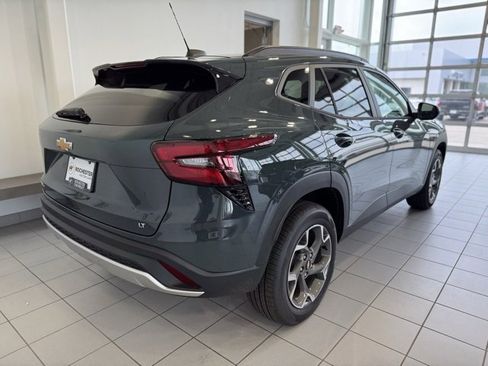 New 2025 Chevrolet Trax LT w/ Driver Confidence Package image 32