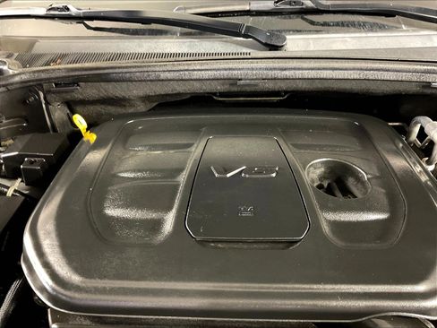 Used 2019 Jeep Grand Cherokee Altitude AWD/4WD image 31