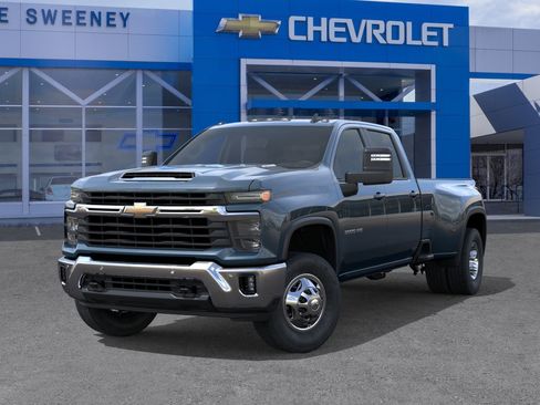 New 2026 Chevrolet Silverado 3500 LT w/ All Star Edition AWD/4WD image 6
