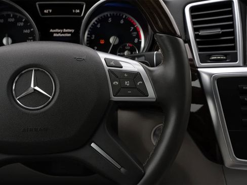 Used 2015 Mercedes-Benz ML 350 2WD image 11