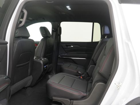 Used 2026 Chevrolet Traverse Z71 w/ Driver Confidence Package AWD/4WD image 21