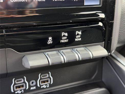 New 2026 RAM 1500 Big Horn RWD image 31