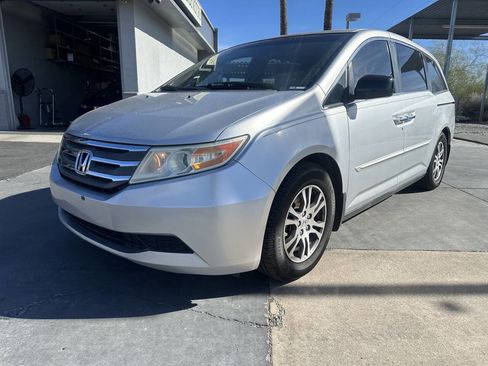Used 2011 Honda Odyssey EX-L image 3
