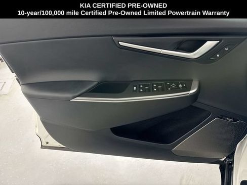 Used 2023 Kia EV6 Wind w/ Wind Technology Package AWD/4WD image 18