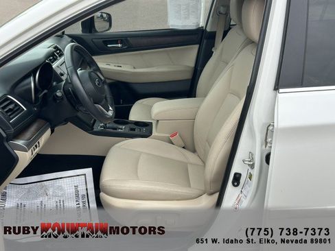 Used 2018 Subaru Outback 3.6R Limited AWD/4WD image 11