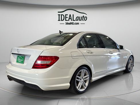 Used 2012 Mercedes-Benz C 250 Sedan image 14