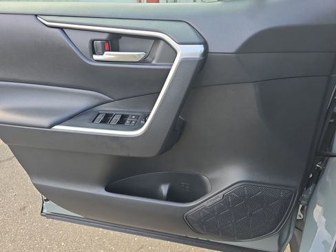 Used 2023 Toyota RAV4 XLE image 32