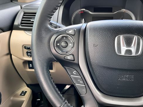 Used 2017 Honda Pilot EX-L image 10