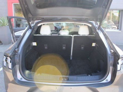 Used 2021 Ford Mustang Mach-E Premium image 27