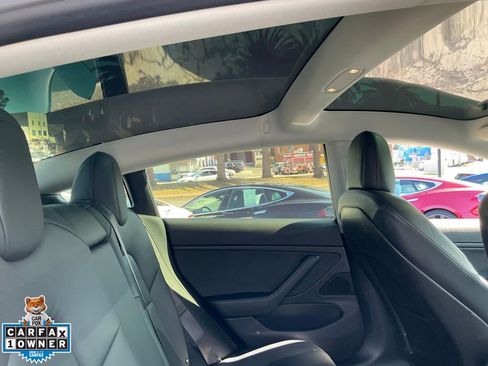 Used 2018 Tesla Model 3 Long Range image 50