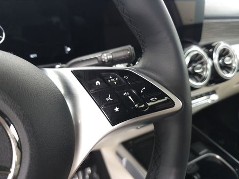 Certified 2026 Mercedes-Benz GLB 250 4MATIC image 12