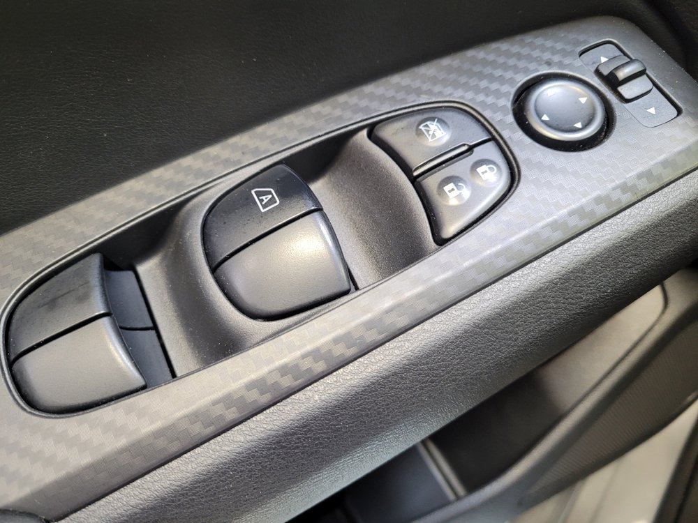 Used 2024 Nissan Altima 2.5 SV FWD image 27
