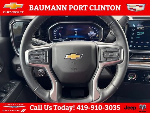 Used 2024 Chevrolet Silverado 1500 LT AWD/4WD image 14