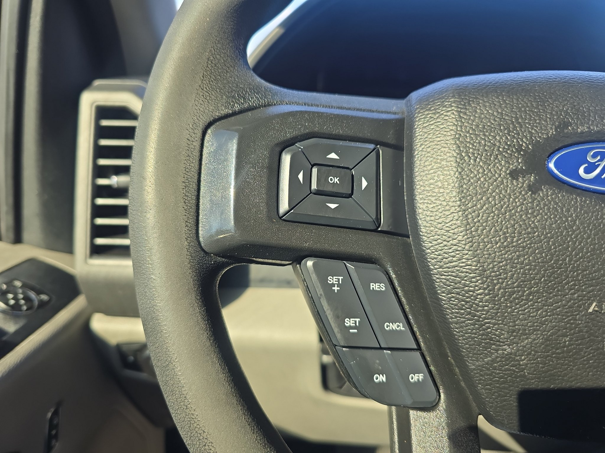 Used 2017 Ford F350 XL w/ Power Equipment Group AWD/4WD image 24