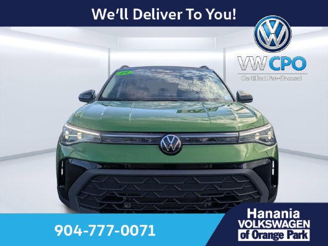 Certified 2025 Volkswagen Taos SE FWD image 8