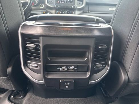 Used 2021 RAM 1500 Big Horn AWD/4WD image 16