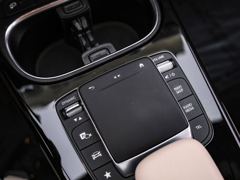 Used 2022 Mercedes-Benz A 220 image 26