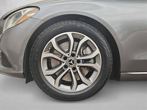 Used 2018 Mercedes-Benz C 300 Sedan image 25