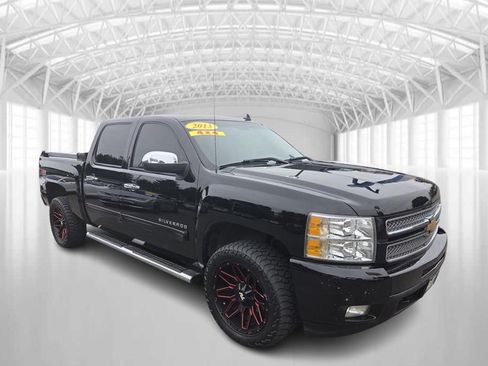 Used 2013 Chevrolet Silverado 1500 LTZ AWD/4WD image 2
