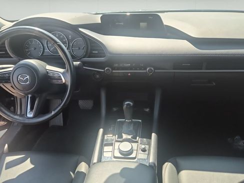 Used 2024 MAZDA MAZDA3 s FWD image 9