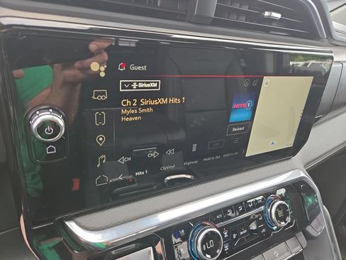 New 2026 GMC Sierra 1500 Denali w/ LPO, Black Badging Package AWD/4WD image 28