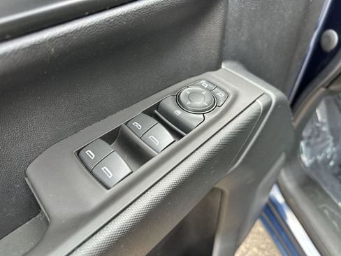 Certified 2021 Chevrolet Silverado 1500 Custom image 23