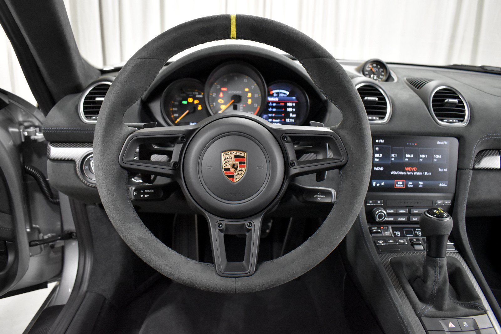 Used 2024 Porsche 718 Cayman GT4 RS RWD image 28