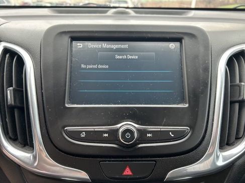 Used 2018 Chevrolet Equinox LT image 23