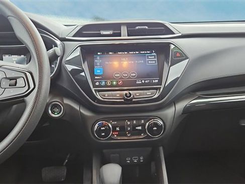 Used 2023 Chevrolet TrailBlazer LT w/ Convenience Package image 10