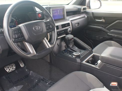 Used 2024 Toyota Tacoma TRD Sport AWD/4WD image 13