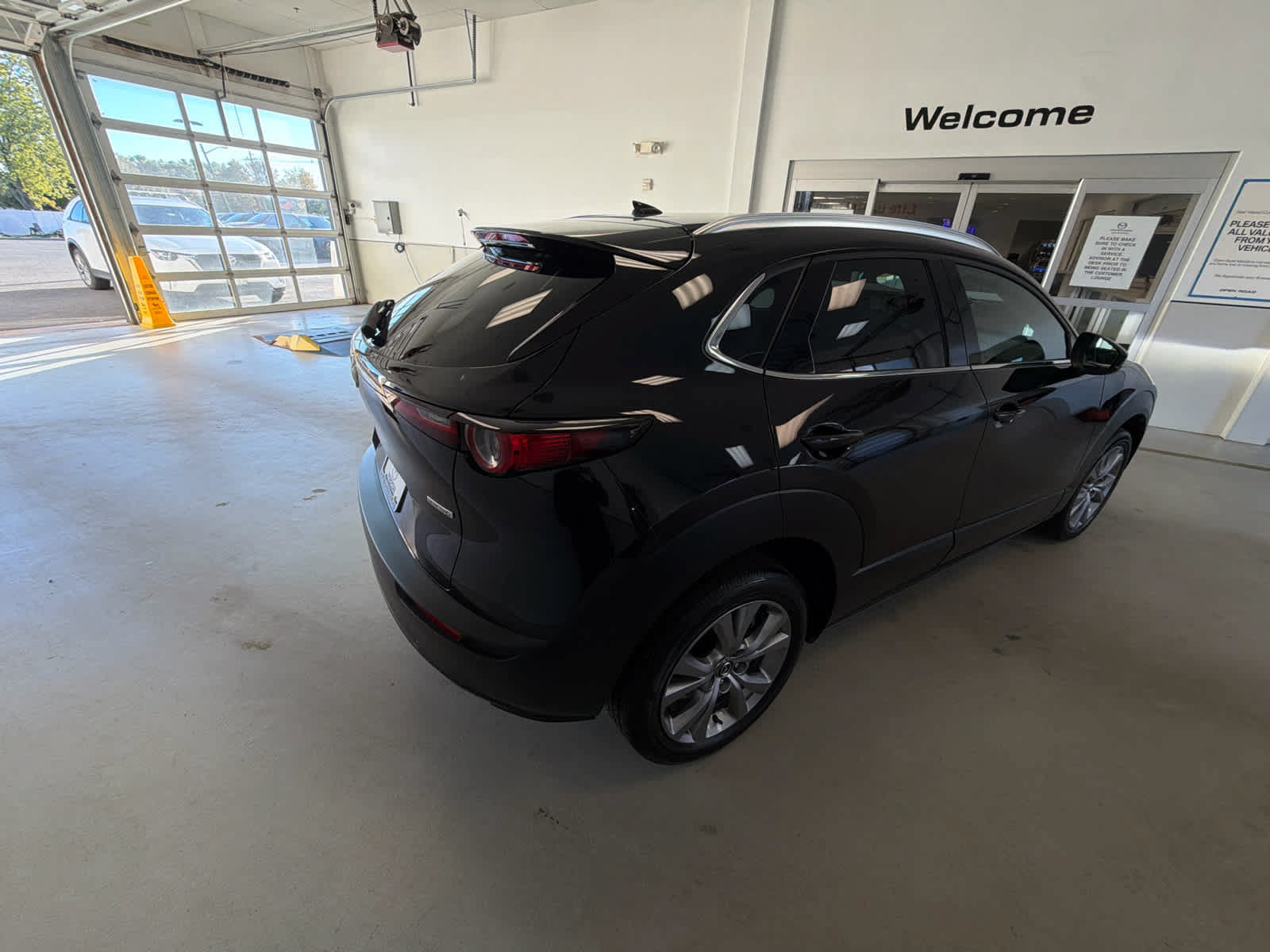 Used 2023 MAZDA CX-30 AWD 2.5 S w/ Premium Package image 8