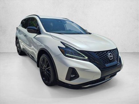 Certified 2024 Nissan Murano SV w/ SV Midnight Edition Package FWD image 3