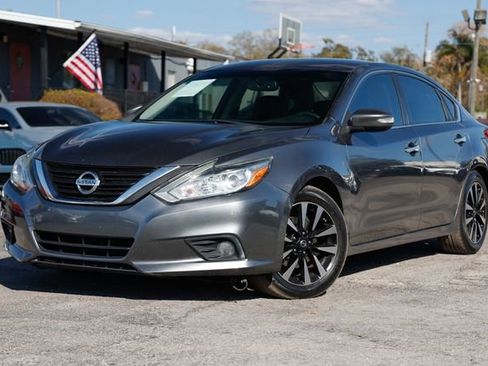 Used 2017 Nissan Altima 2.5 SL image 1