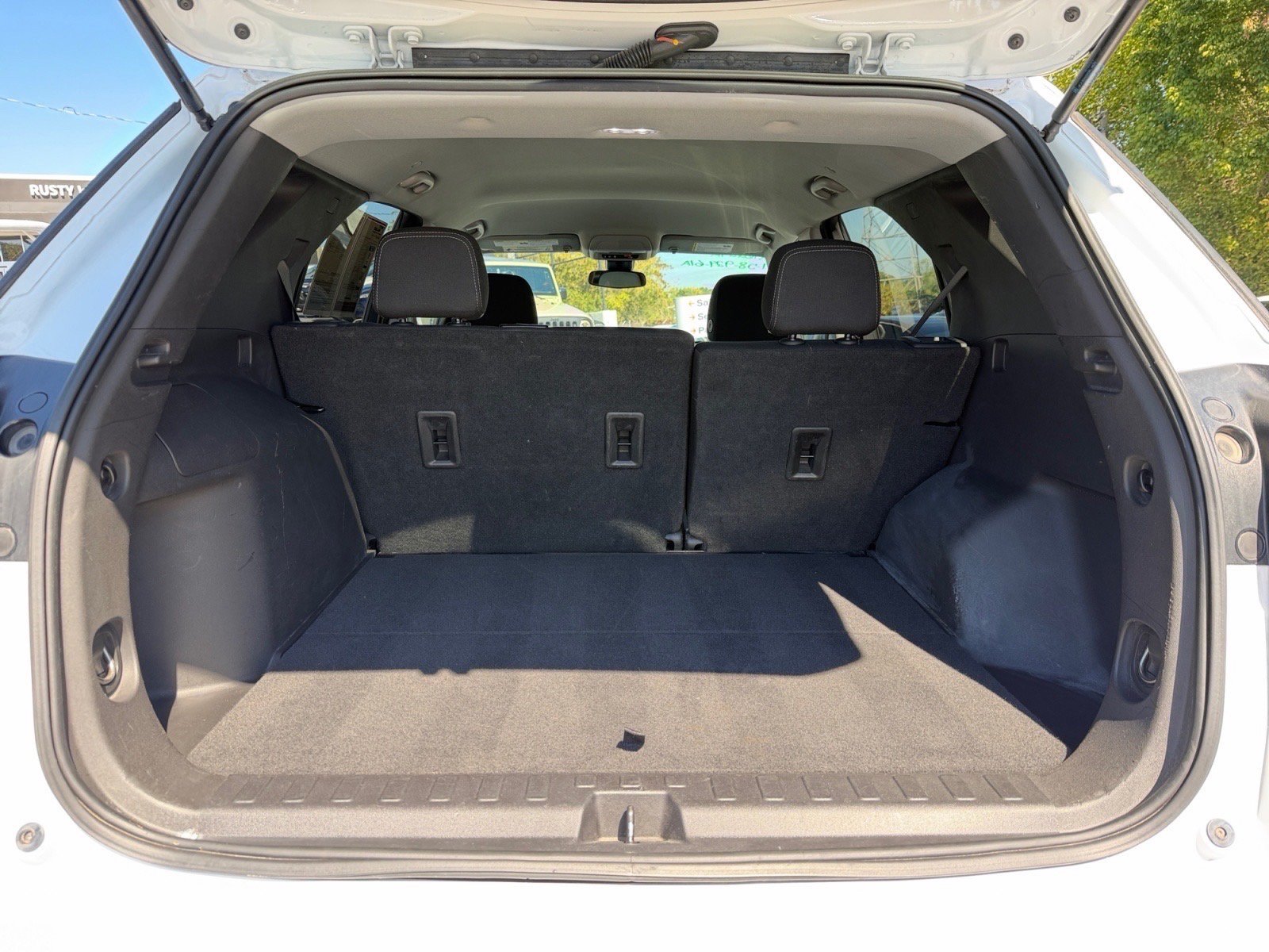 Used 2021 Chevrolet Equinox LS w/ LS Convenience Package FWD image 15