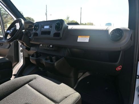 New 2025 Mercedes-Benz Sprinter 2500 image 20