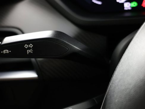 Used 2022 Audi e-tron GT Prestige image 26