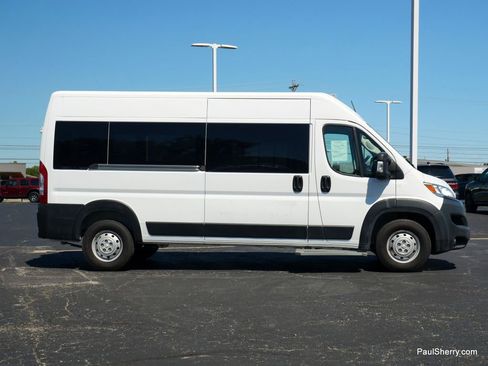 Used 2023 RAM ProMaster 2500 image 21