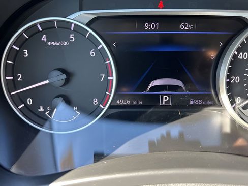 Used 2024 Nissan Sentra SR w/ SR Premium Package image 24