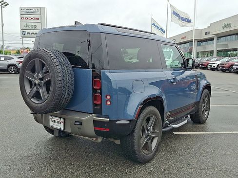 Used 2024 Land Rover Defender 90 X-Dynamic SE AWD/4WD image 31