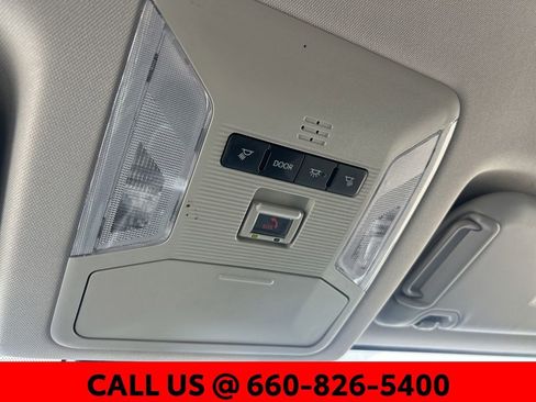 Used 2025 Toyota RAV4 XLE image 27